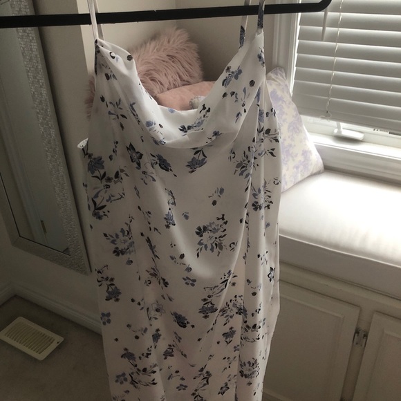 Meet your Posher, Madison - Picture 1 of 1